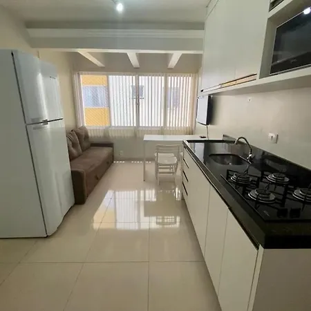 Ca02- Quadra Do Mar No Calcadao Da Praia Central - Garagem Balneario Camboriu Exterior photo