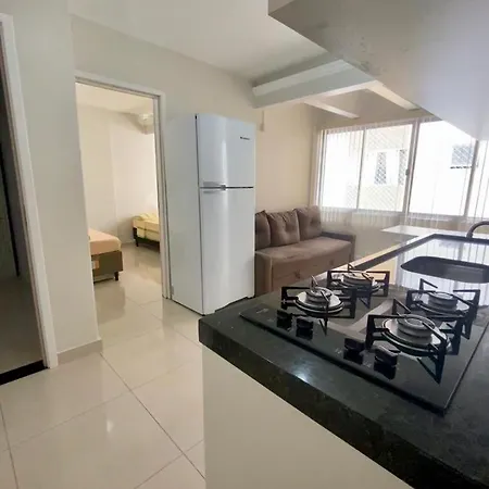 Ca02- Quadra Do Mar No Calcadao Da Praia Central - Garagem Balneario Camboriu Exterior photo