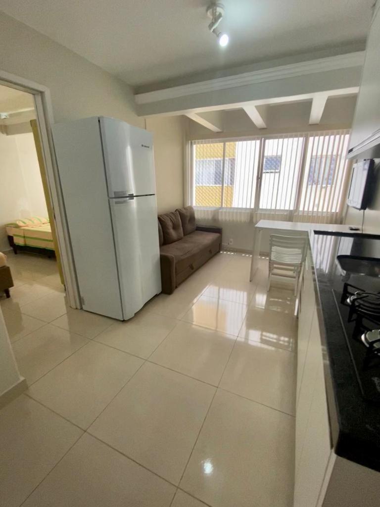 Ca02- Quadra Do Mar No Calcadao Da - Garagem Apartment Balneario Camboriu