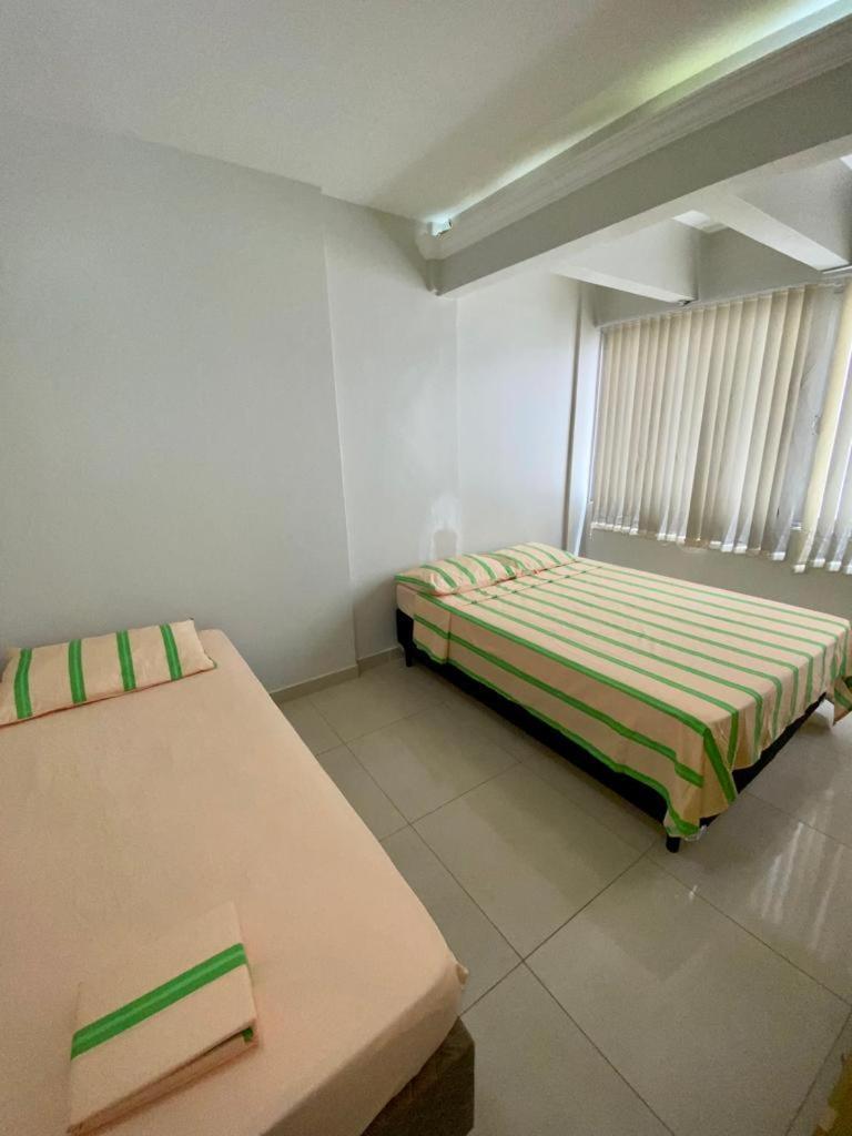 Apartment Ca02- Quadra Do Mar No Calcadao Da - Garagem Balneario Camboriu