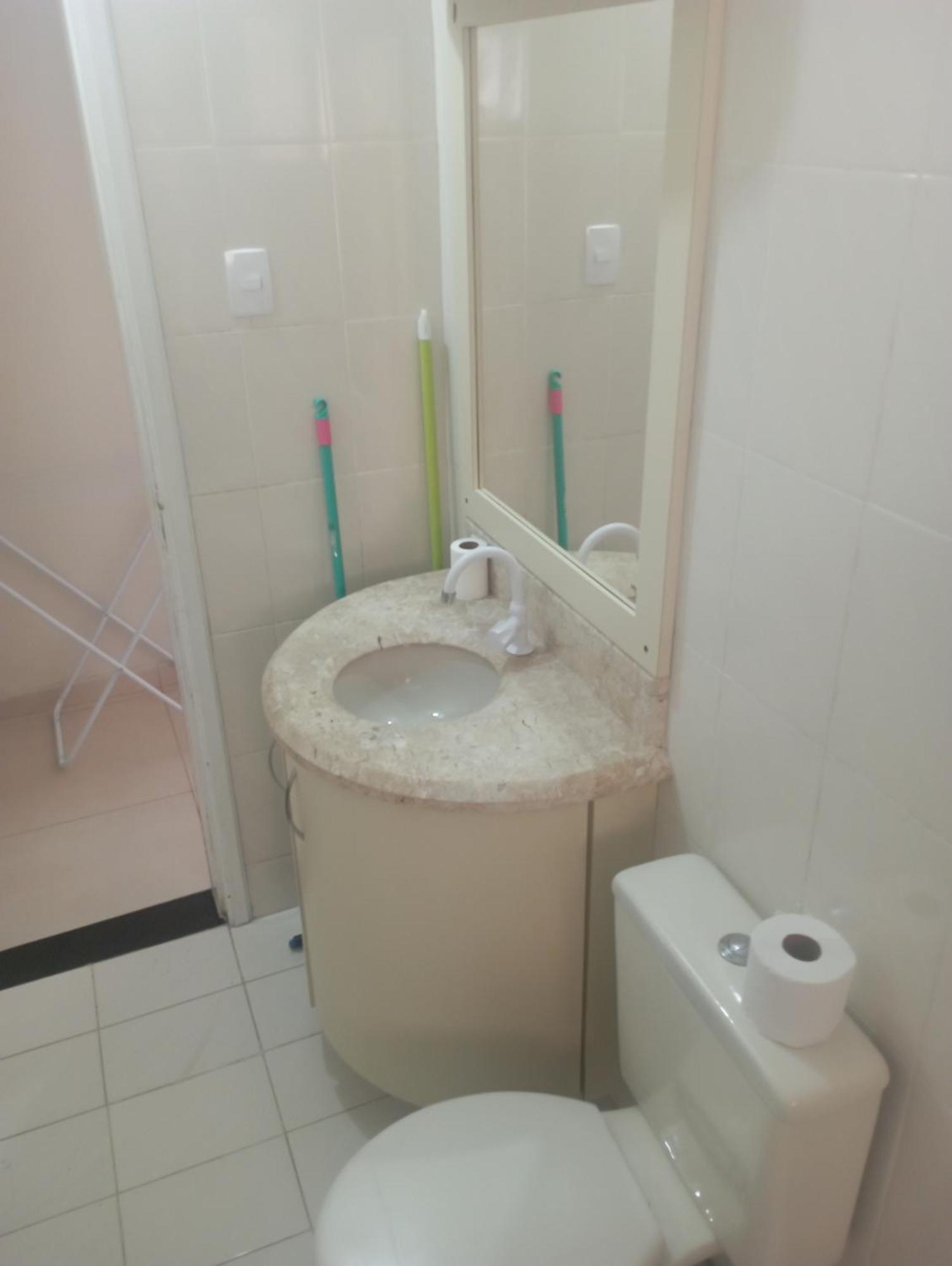 Ca02- Quadra Do Mar No Calcadao Da - Garagem Balneario Camboriu